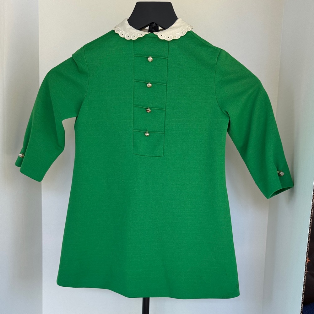 Vintage Green Dress with White Collar
